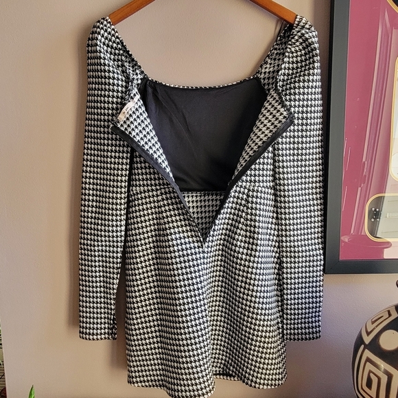 Mi ami Size Small Black & White Checkered Women's Dress Snall Puff Shoulder - Picture 2 of 11
